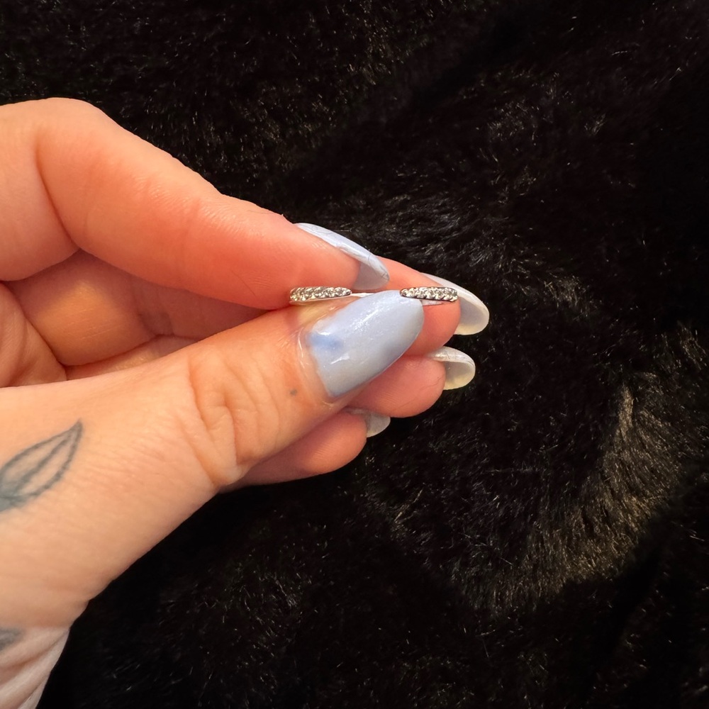Elegant Silver Women's Ring